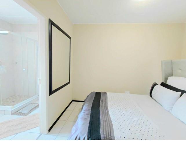 2 Bedroom Property for Sale in Honeydew Gauteng