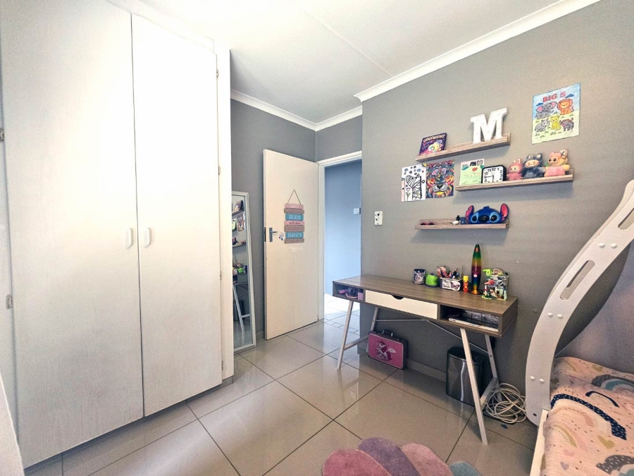 2 Bedroom Property for Sale in Radiokop Gauteng