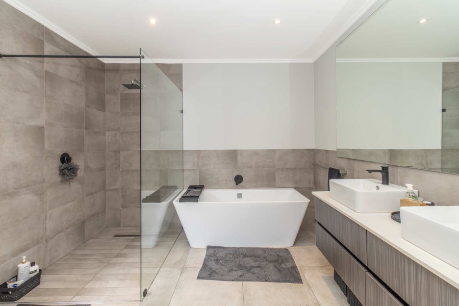 3 Bedroom Property for Sale in Edenburg Gauteng