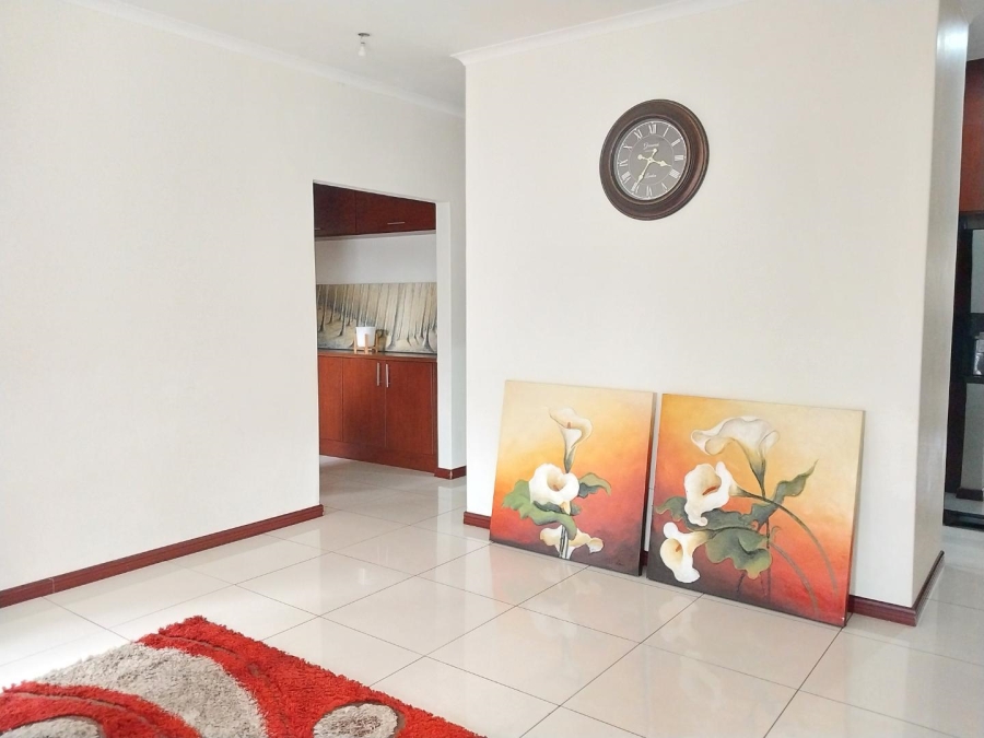 3 Bedroom Property for Sale in Kosmosdal Gauteng