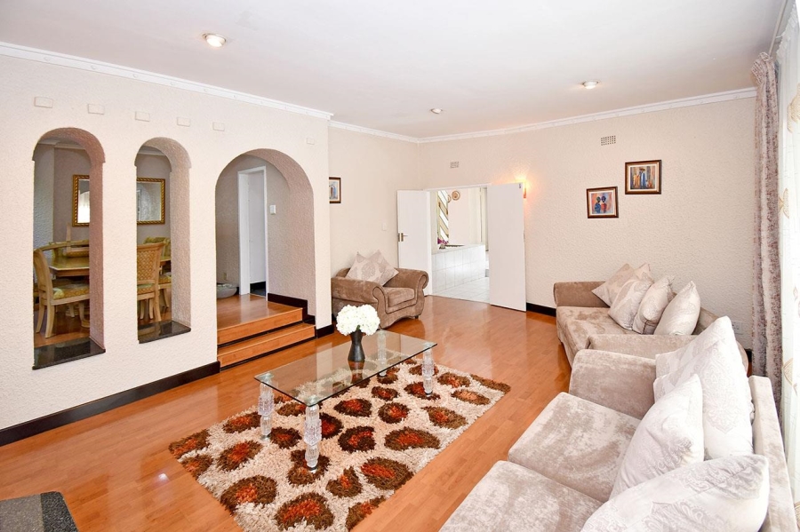 5 Bedroom Property for Sale in Bramley Park Gauteng