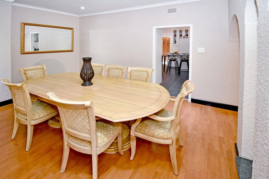 5 Bedroom Property for Sale in Bramley Park Gauteng