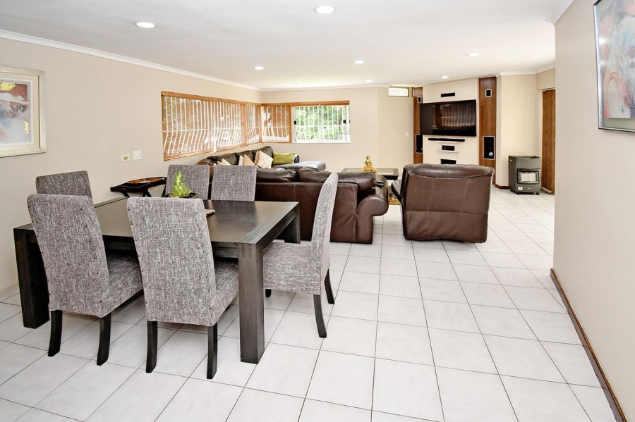 5 Bedroom Property for Sale in Bramley Park Gauteng