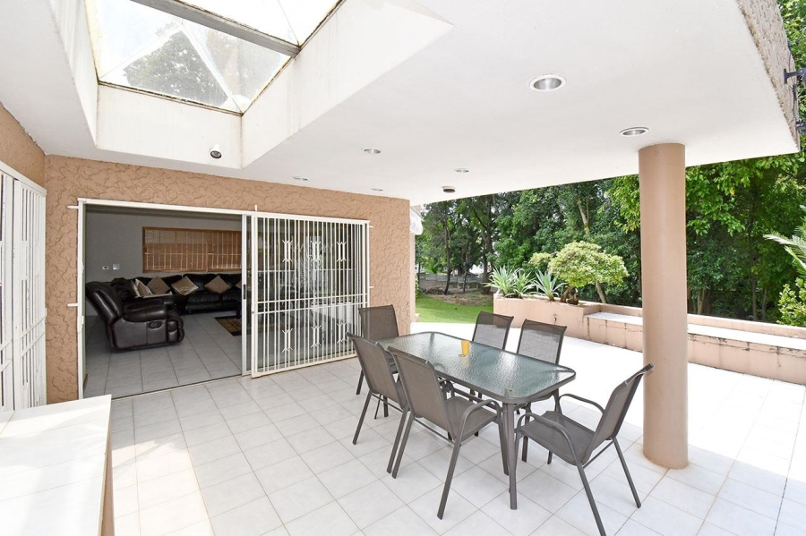 5 Bedroom Property for Sale in Bramley Park Gauteng