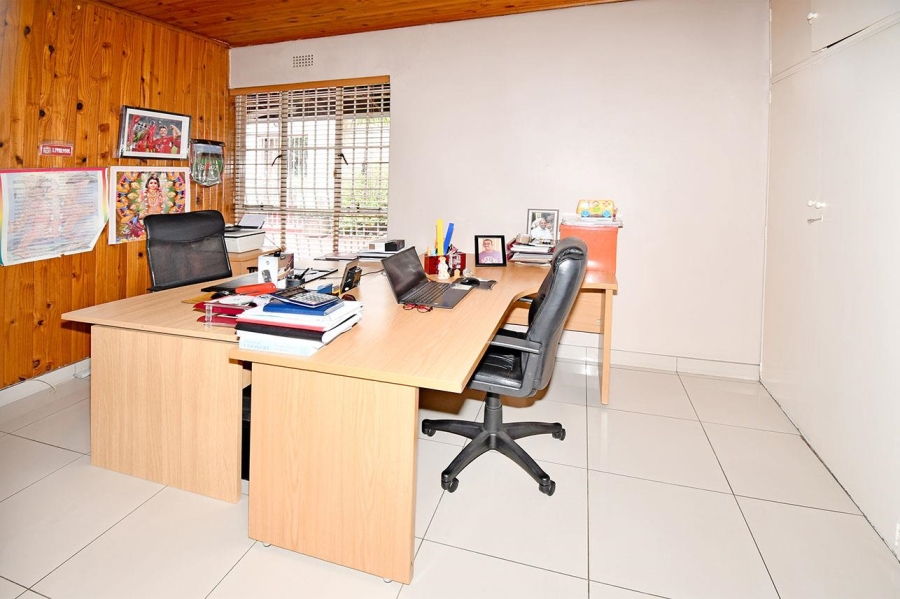 5 Bedroom Property for Sale in Bramley Park Gauteng