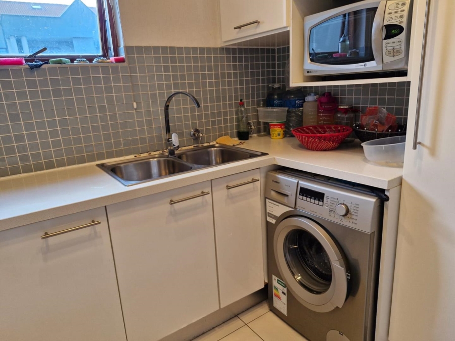 2 Bedroom Property for Sale in Strathavon Gauteng