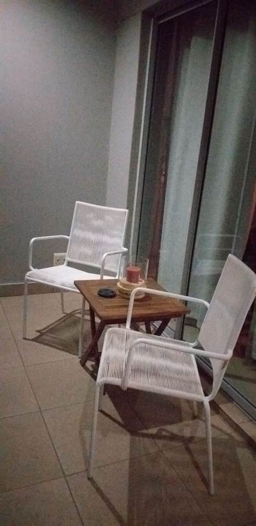 To Let 1 Bedroom Property for Rent in Sandown Gauteng