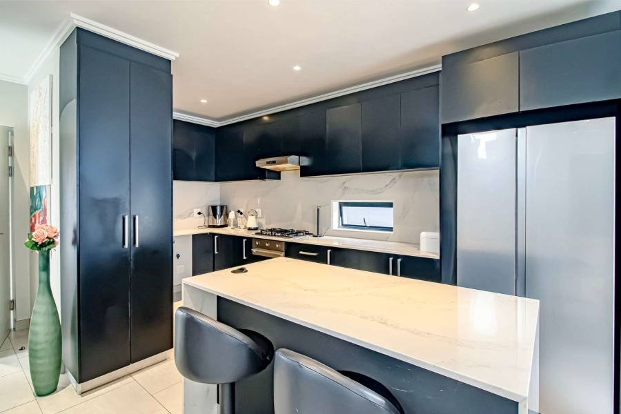 3 Bedroom Property for Sale in Bryanston Gauteng