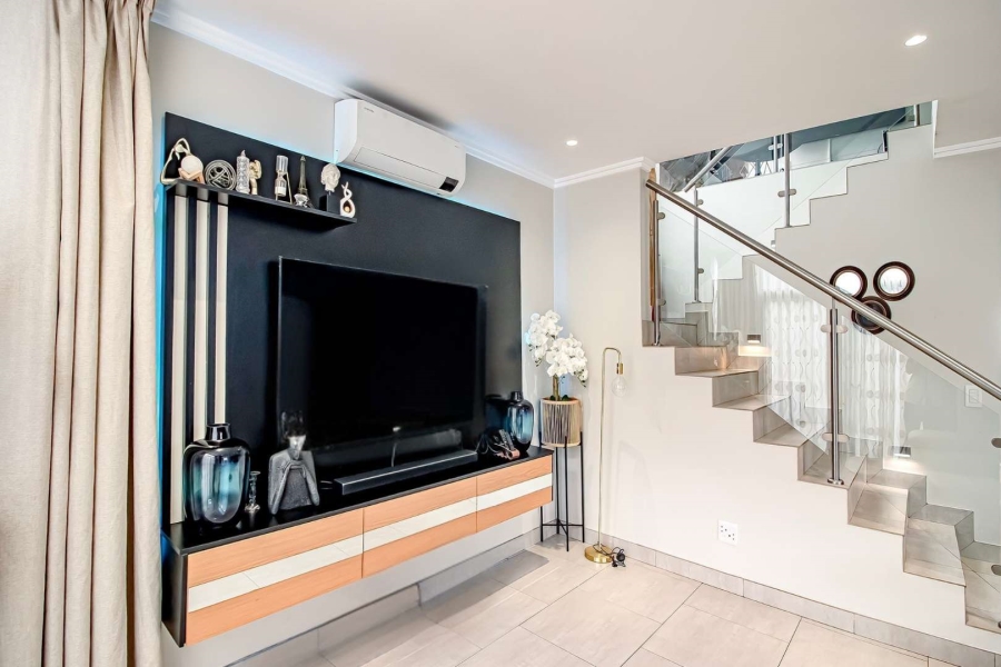 3 Bedroom Property for Sale in Bryanston Gauteng