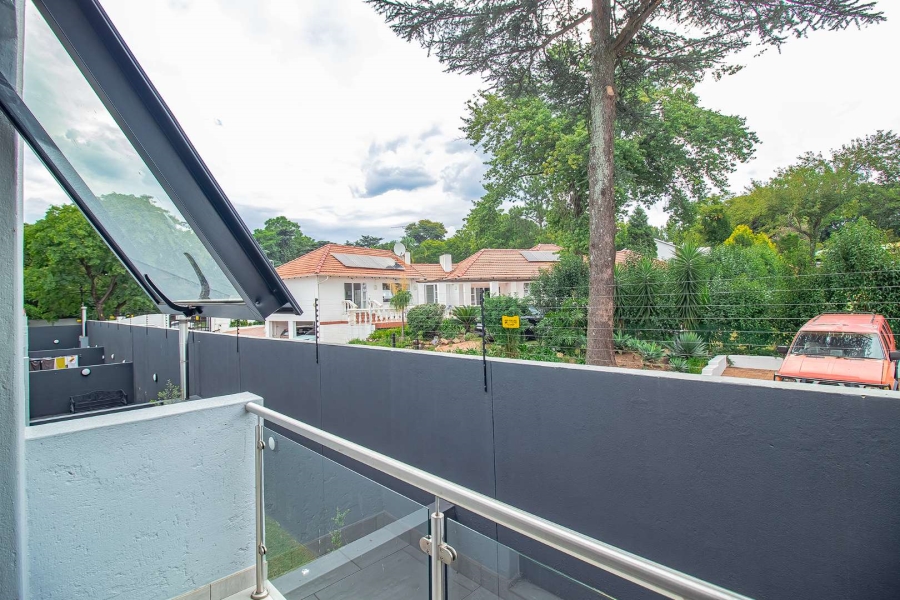 3 Bedroom Property for Sale in Bryanston Gauteng