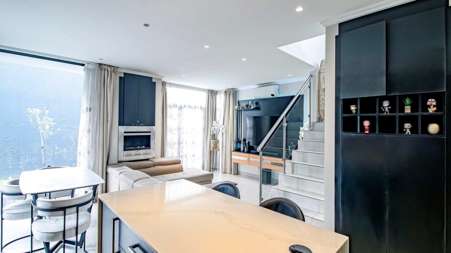 3 Bedroom Property for Sale in Bryanston Gauteng