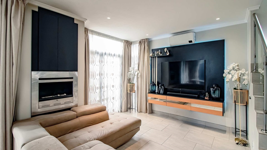 3 Bedroom Property for Sale in Bryanston Gauteng