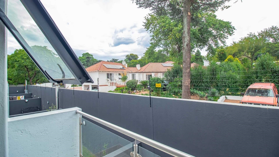 3 Bedroom Property for Sale in Bryanston Gauteng