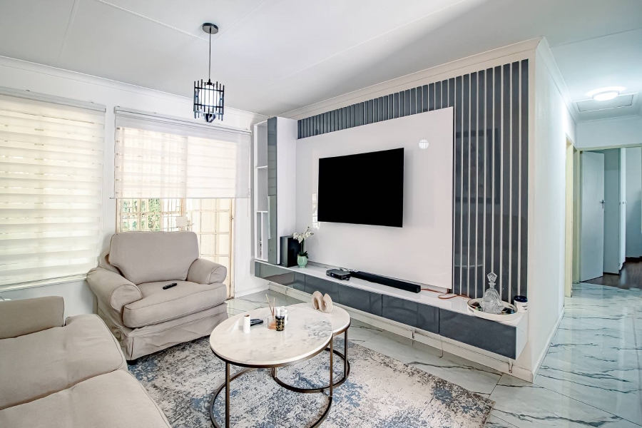 3 Bedroom Property for Sale in The Reeds Gauteng