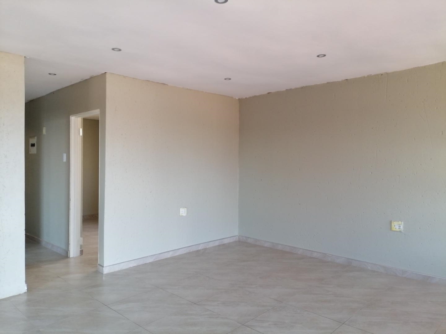 To Let 3 Bedroom Property for Rent in Tsakane Gauteng