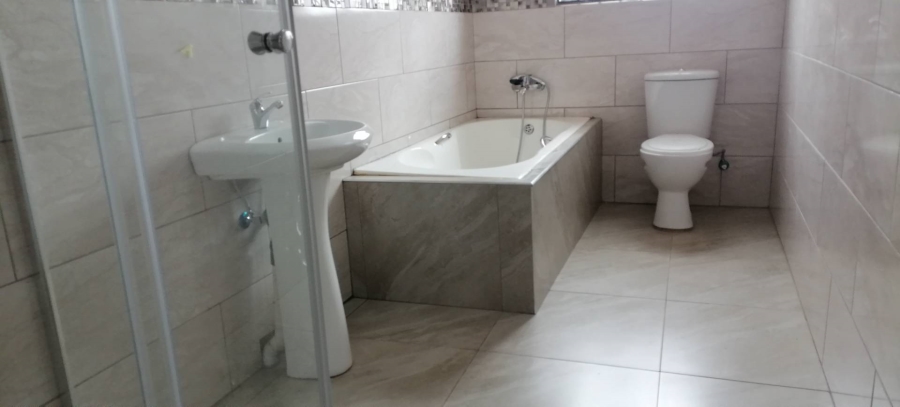 To Let 3 Bedroom Property for Rent in Tsakane Gauteng