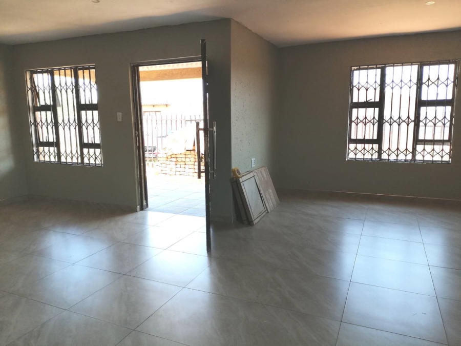 To Let 3 Bedroom Property for Rent in Tsakane Gauteng