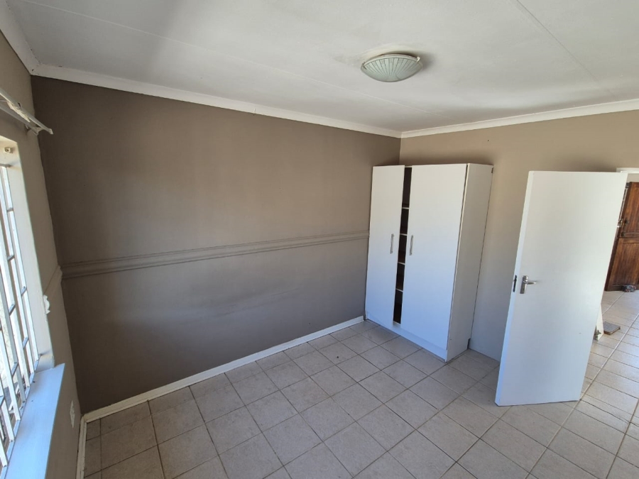 2 Bedroom Property for Sale in Albemarle Gauteng