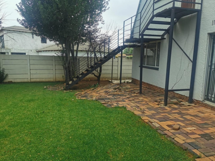 2 Bedroom Property for Sale in Albemarle Gauteng