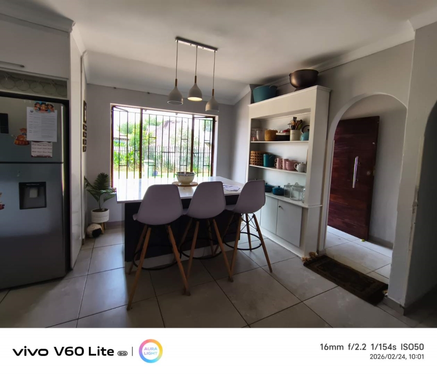 4 Bedroom Property for Sale in Brackenhurst Gauteng