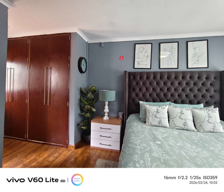 4 Bedroom Property for Sale in Brackenhurst Gauteng