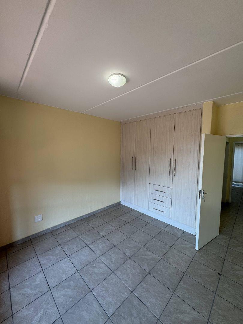 2 Bedroom Property for Sale in Bassonia Gauteng