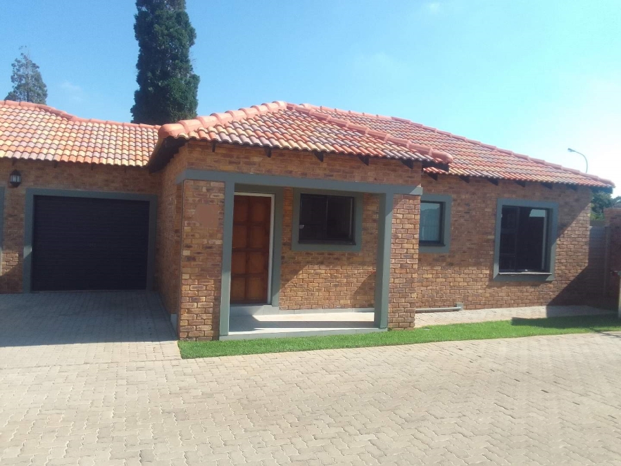 2 Bedroom Property for Sale in Riversdale Gauteng