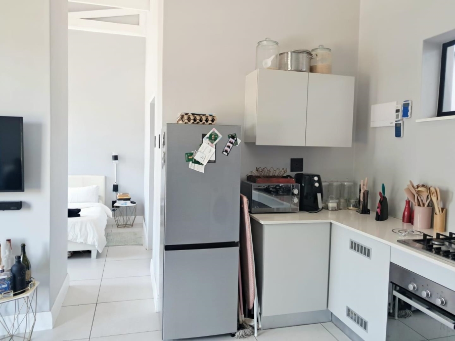 1 Bedroom Property for Sale in Ferndale Gauteng