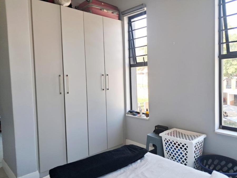 1 Bedroom Property for Sale in Ferndale Gauteng