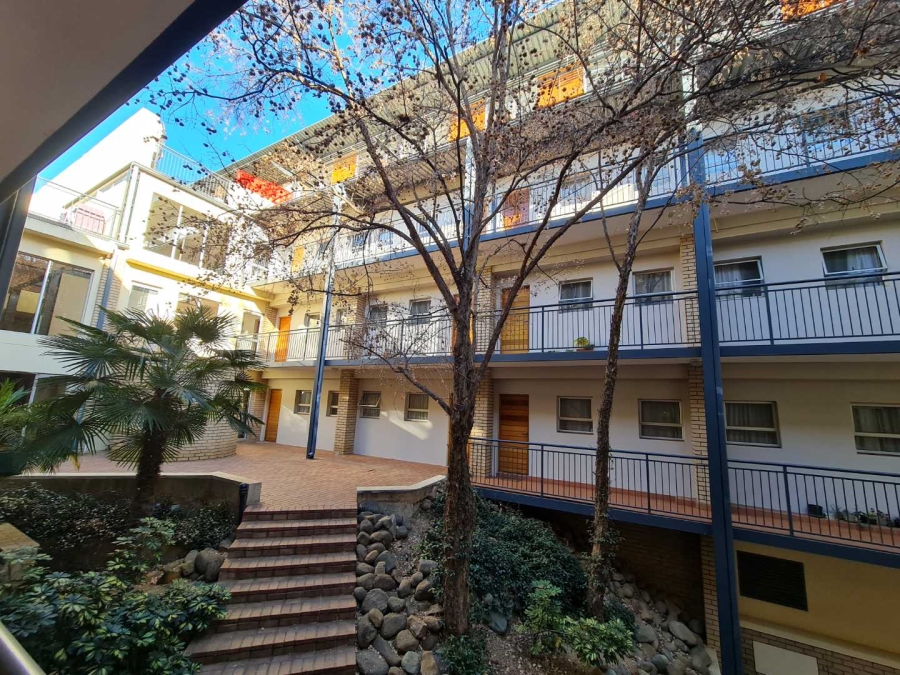 1 Bedroom Property for Sale in Ferndale Gauteng