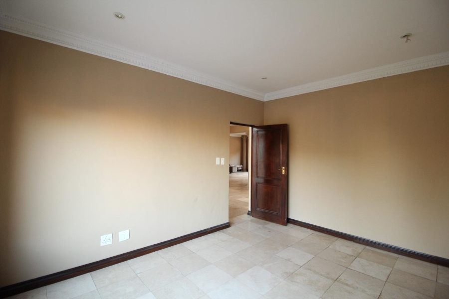 4 Bedroom Property for Sale in Blue Valley Golf Estate Gauteng