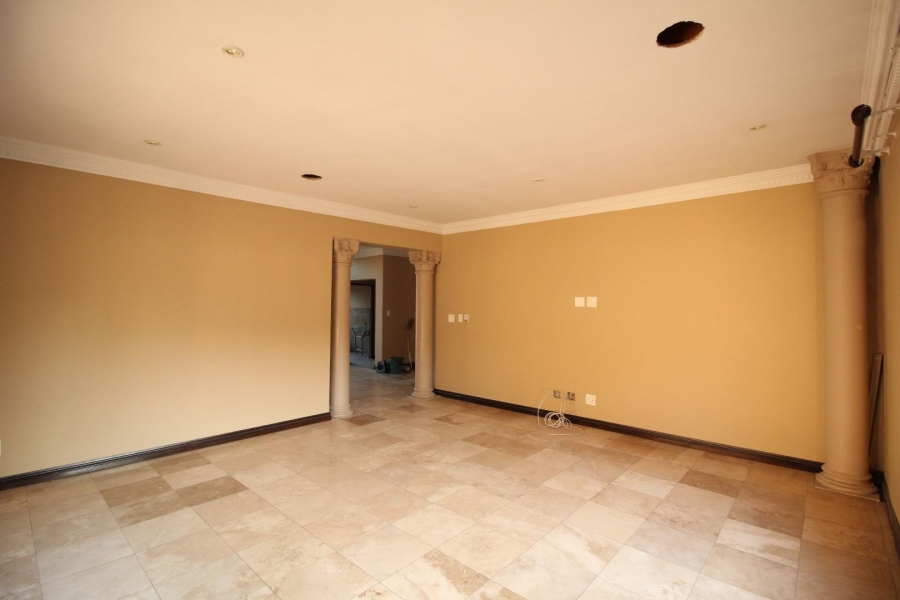 4 Bedroom Property for Sale in Blue Valley Golf Estate Gauteng