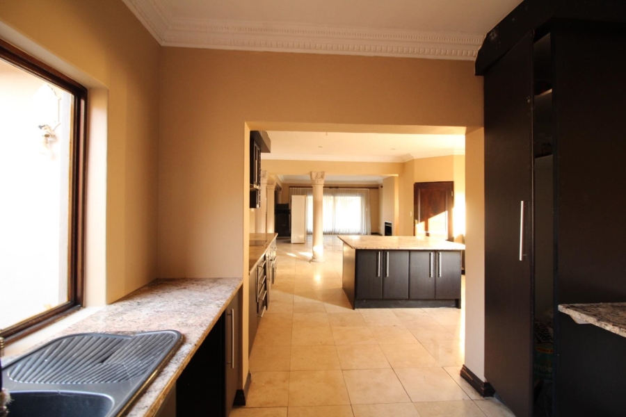 4 Bedroom Property for Sale in Blue Valley Golf Estate Gauteng