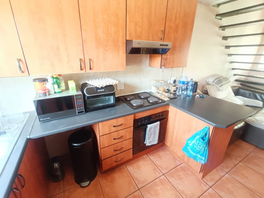 3 Bedroom Property for Sale in Rooihuiskraal Gauteng