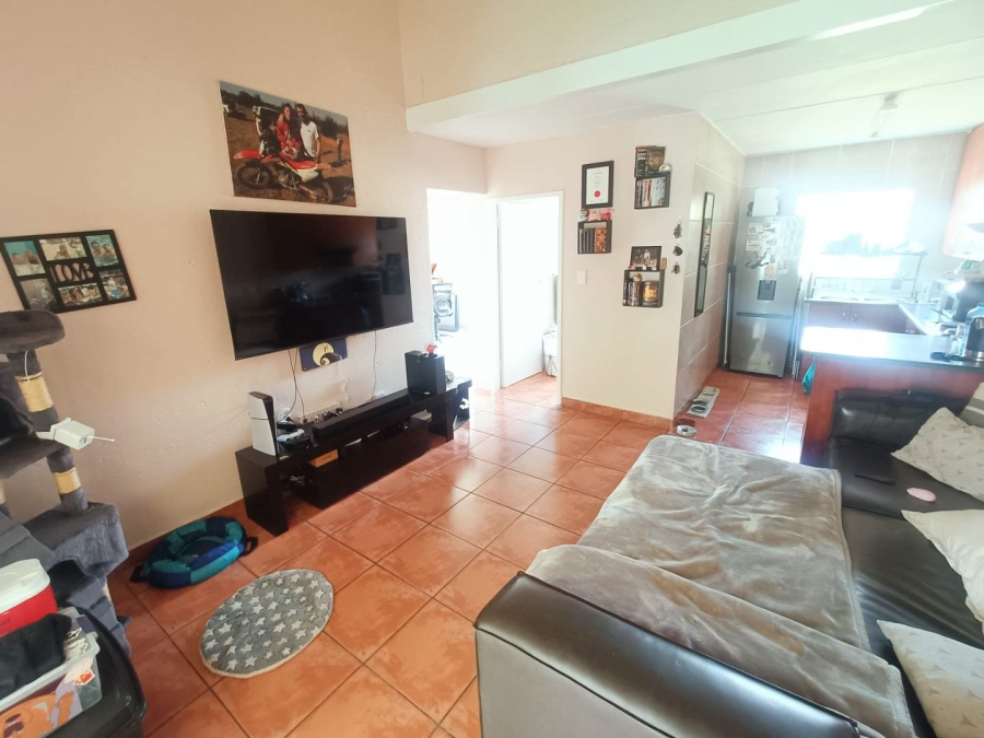 3 Bedroom Property for Sale in Rooihuiskraal Gauteng