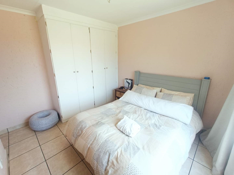 3 Bedroom Property for Sale in Rooihuiskraal Gauteng