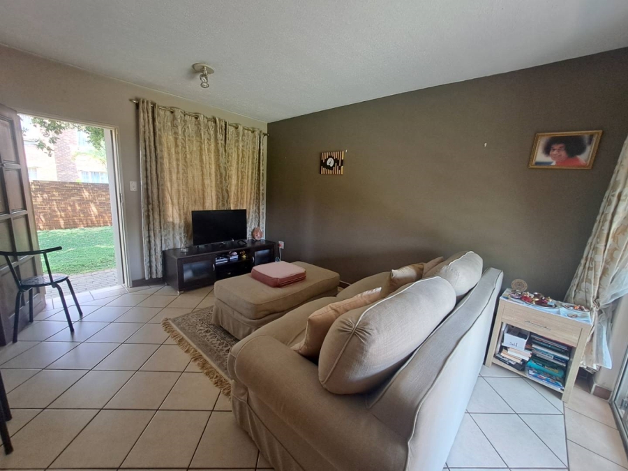 2 Bedroom Property for Sale in Eco Park Gauteng