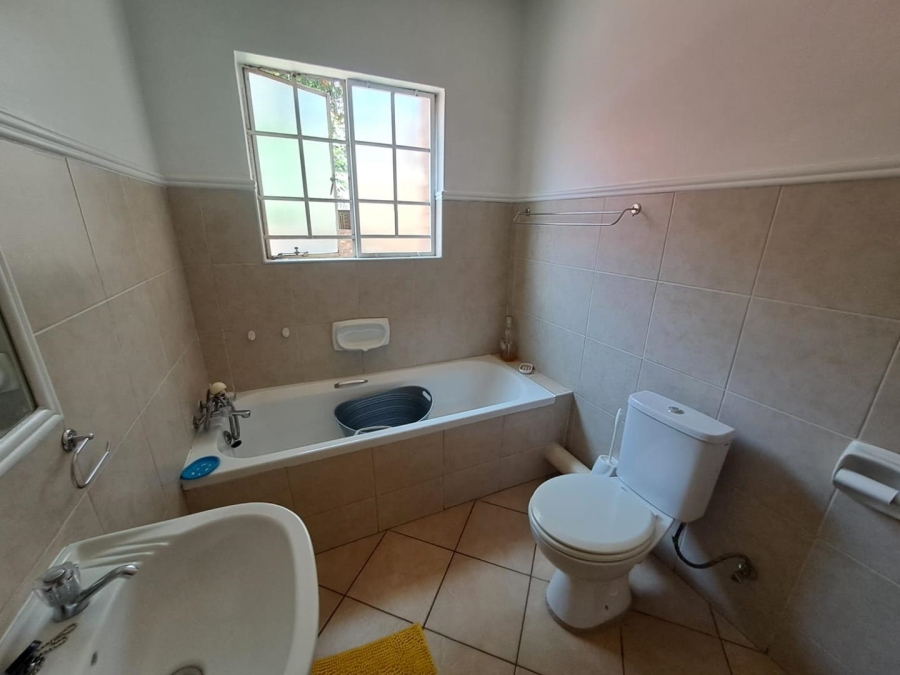 2 Bedroom Property for Sale in Eco Park Gauteng
