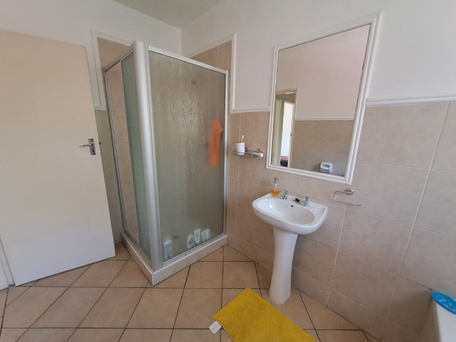 2 Bedroom Property for Sale in Eco Park Gauteng
