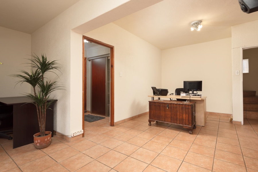 4 Bedroom Property for Sale in Brackendowns Gauteng