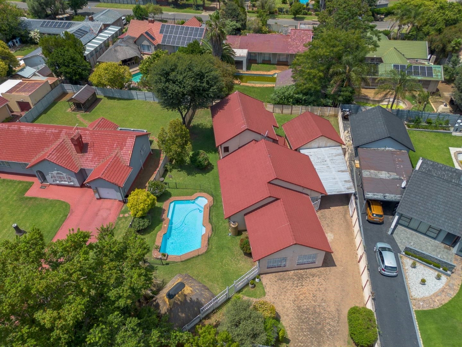 4 Bedroom Property for Sale in Brackendowns Gauteng