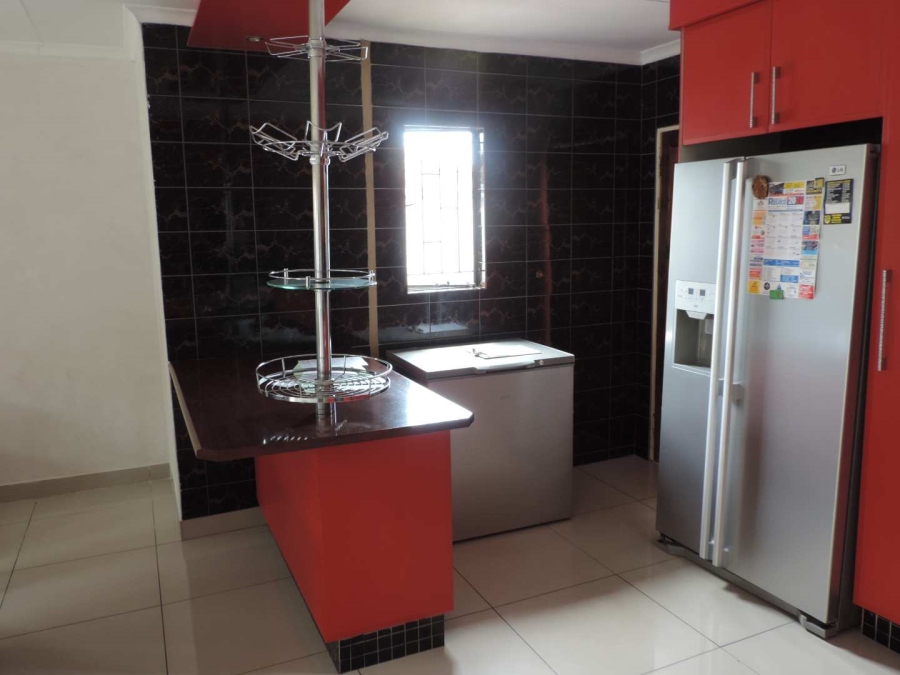 3 Bedroom Property for Sale in Albertsdal Gauteng