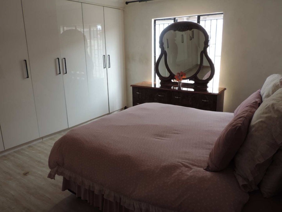 3 Bedroom Property for Sale in Albertsdal Gauteng