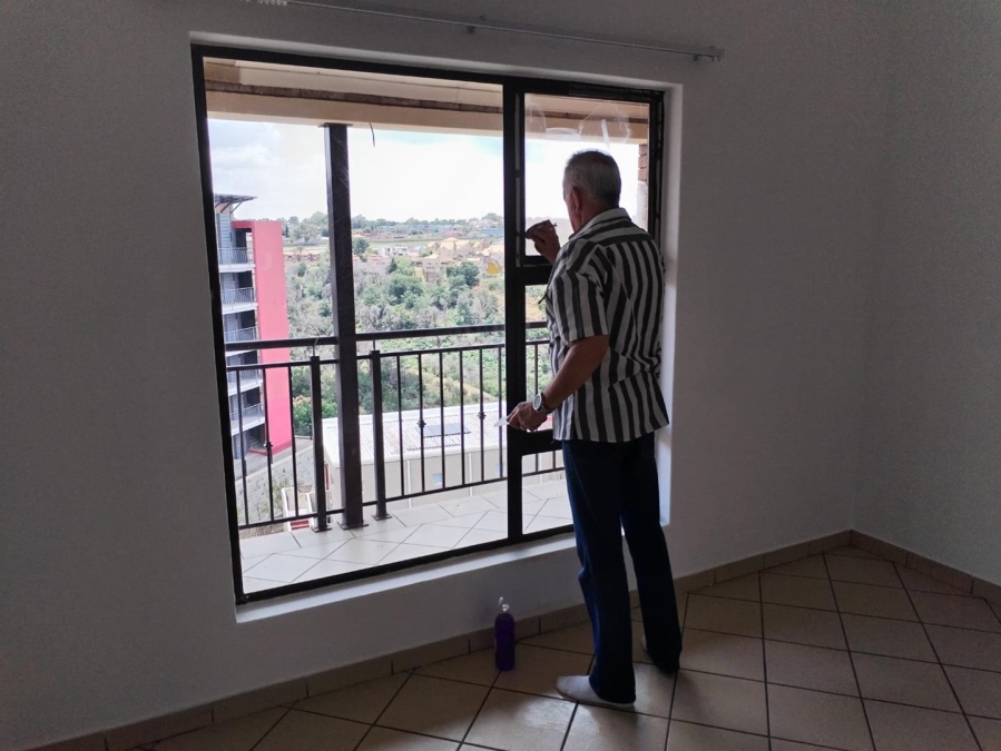 2 Bedroom Property for Sale in Winchester Hills Gauteng