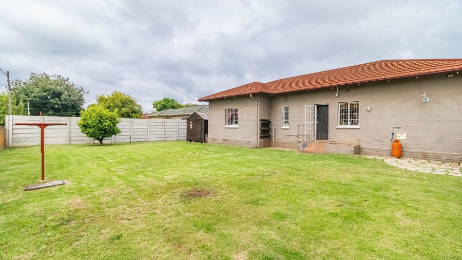 3 Bedroom Property for Sale in Airfield Gauteng