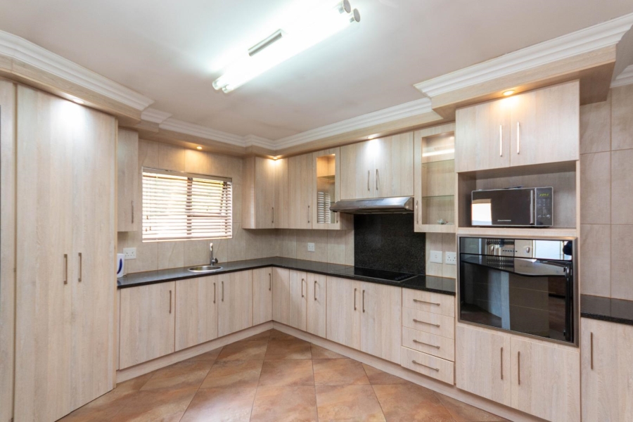 3 Bedroom Property for Sale in Rua Vista Gauteng