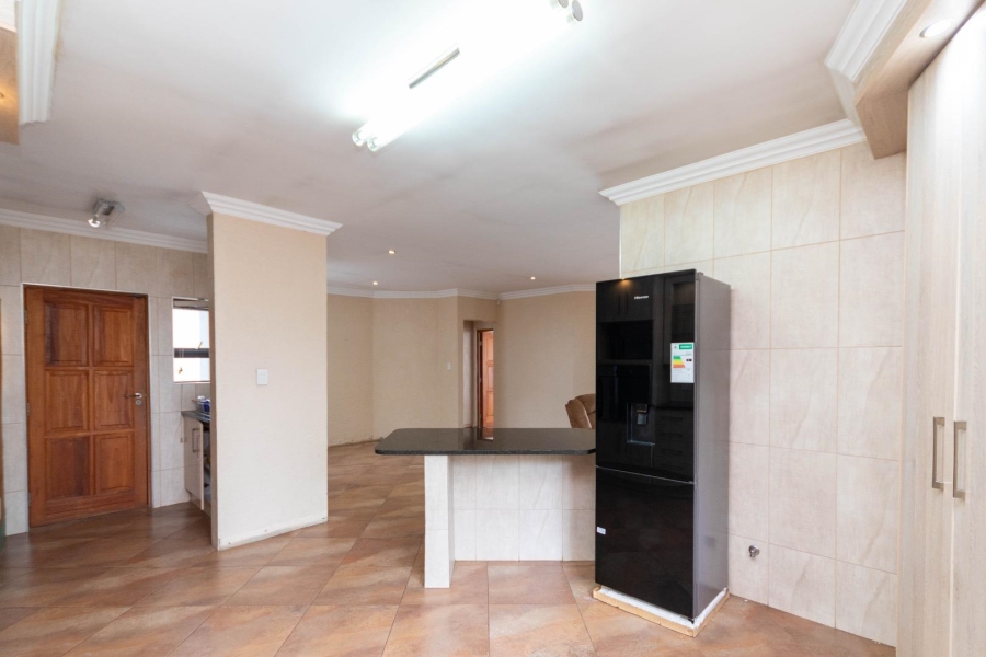 3 Bedroom Property for Sale in Rua Vista Gauteng