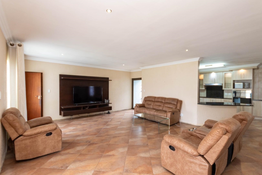 3 Bedroom Property for Sale in Rua Vista Gauteng