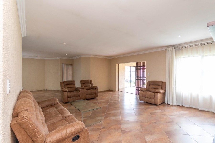 3 Bedroom Property for Sale in Rua Vista Gauteng