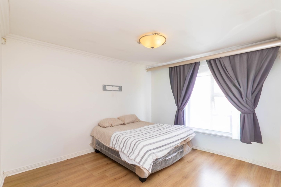 3 Bedroom Property for Sale in Rua Vista Gauteng